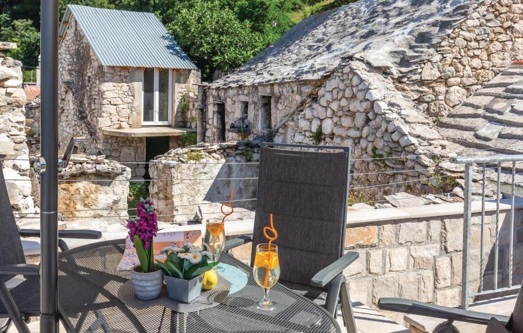 Villa Kristina - Ferienhaus Baska Voda - Topici, Private Outdoor Swimmingpool, Wifi Exterior photo